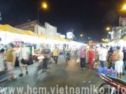 ナイトマーケット