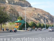 フェリーでビーチリゾート　港町ブンタウ