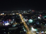 絶景バーで夜を過ごす